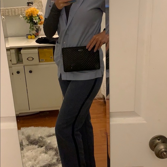 Rebecca Minkoff large black chevron wristlet! - Picture 5 of 6